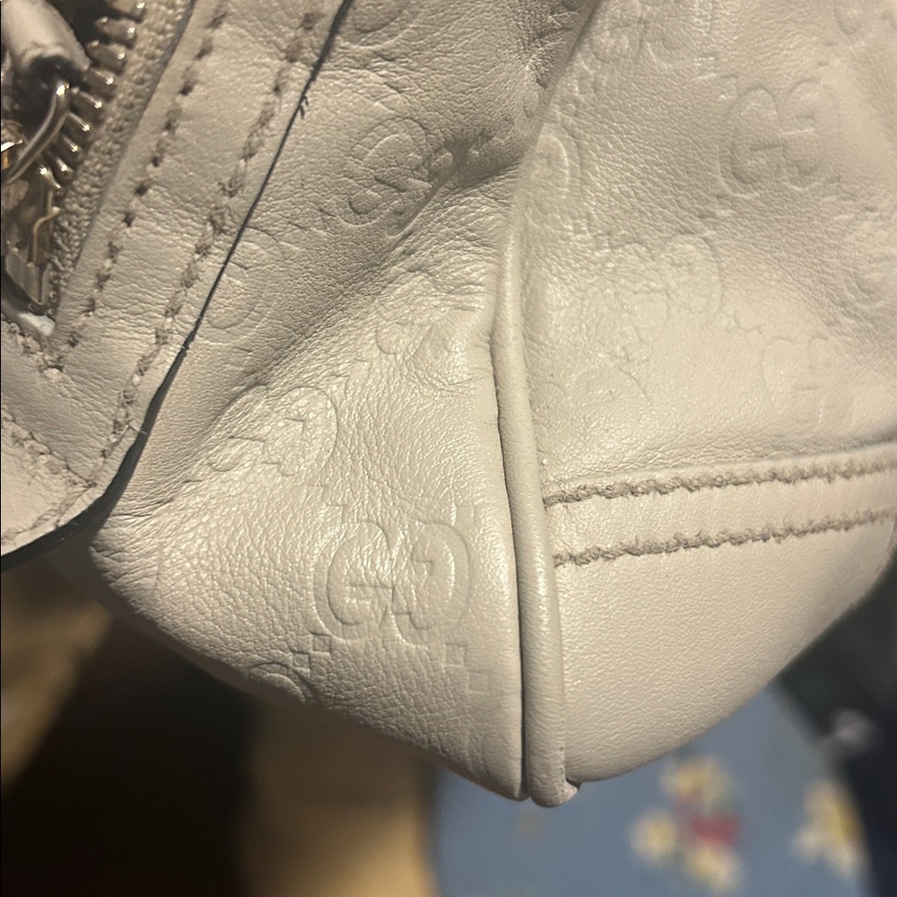 Authentic Gucci Satchel - Picture 12 of 16